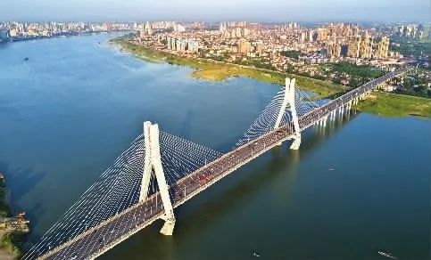 刚刚沅江隧道通车33年常德从水上跨越进入水下穿越新时代附视频