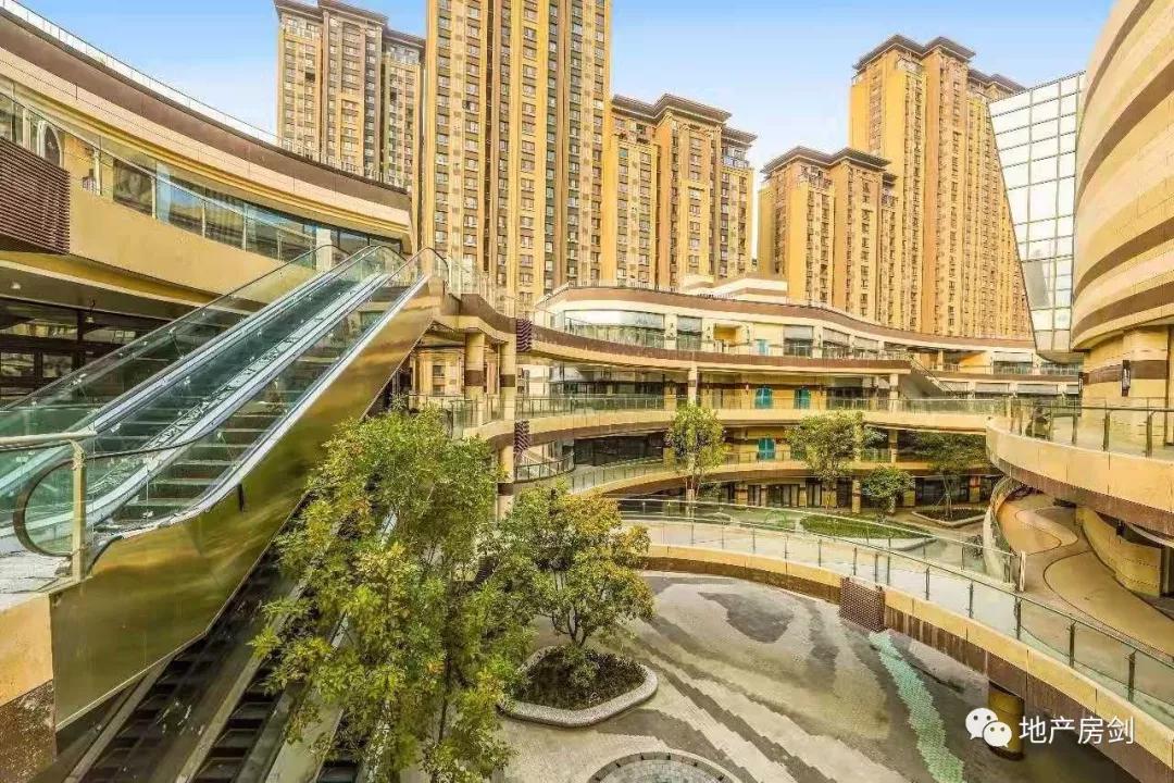 把电影ip带入天街西安竟有这样一座24h不打烊的潮嗨街区