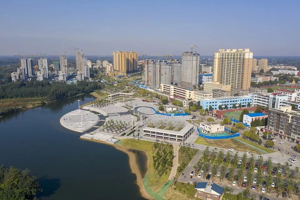 站在云端看冠县最新的这个广场是什么感觉快打开看看