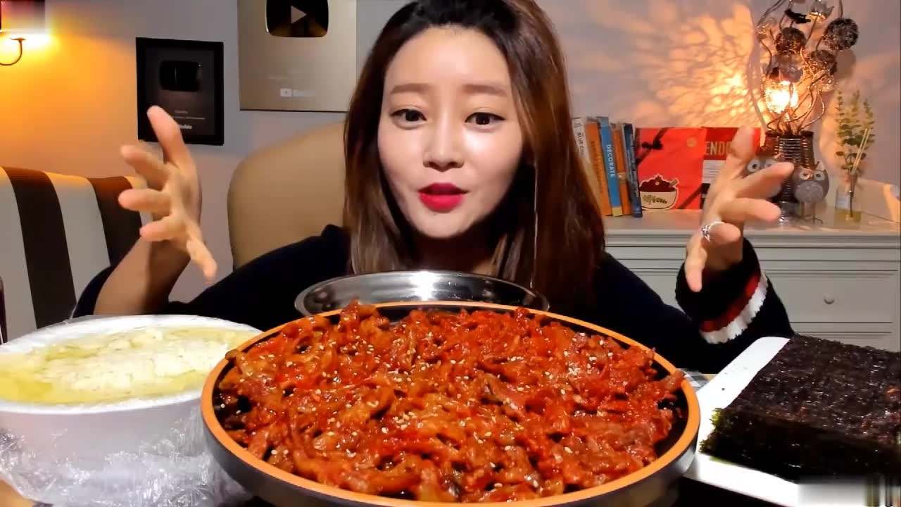 揭秘大胃王网红背后忘记关掉摄像头网友这是赤裸裸的欺骗啊