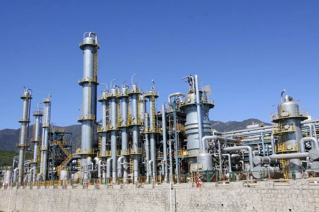 乔迁十年有机化工厂焕然一新