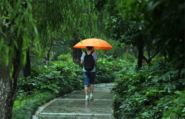 在北京下小雨是难得的机会那你知道适合去哪里玩吗