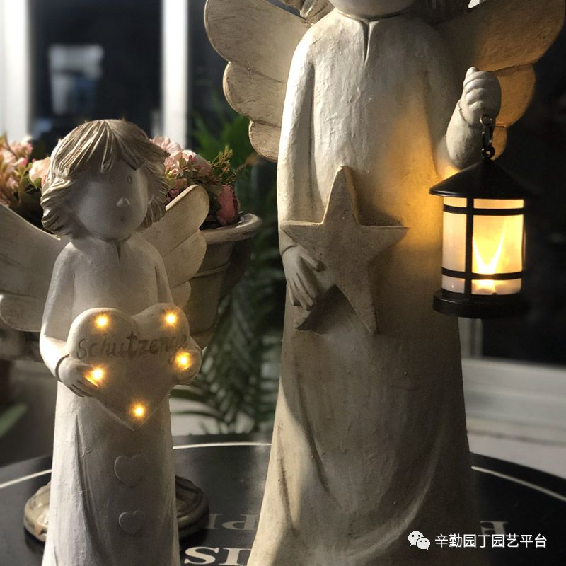 今天团购商品是花园摆件【天使提灯】