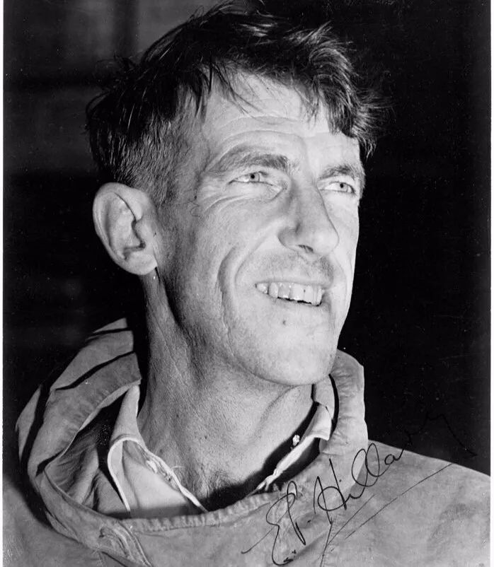 新西兰5元钞票上还印有他的头像;george mallory 也在第一次世界大战