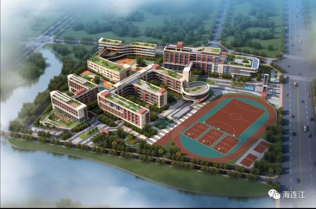 三所学校三大主楼全面封顶连江马鼻跨入基础教育发展新时代