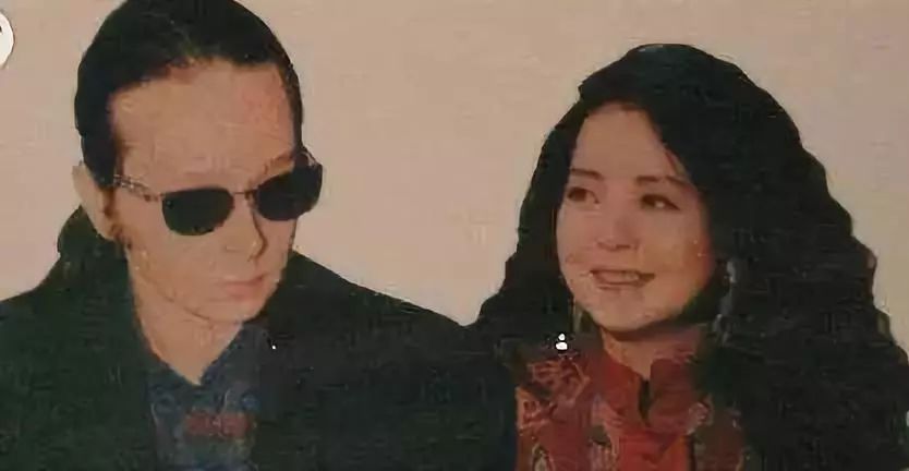 邓丽君甜美人设一夜崩塌网友果然越漂亮的女人越会骗人