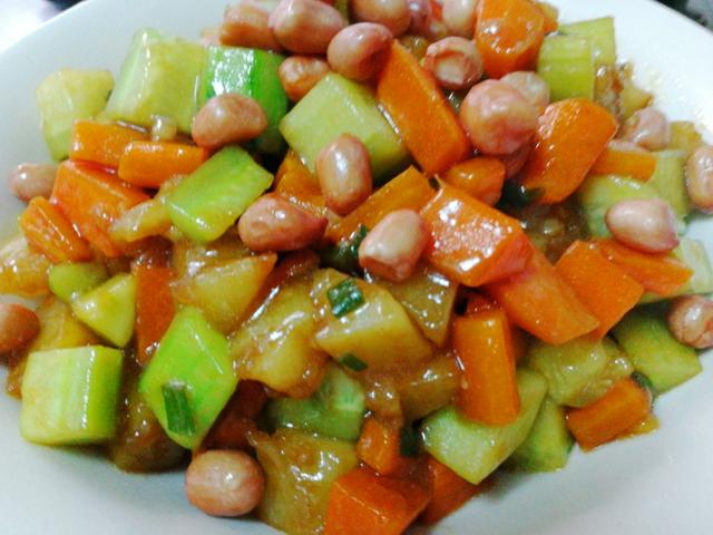 上海妈妈素炒三丁这样炒色香味美营养均衡做法简单