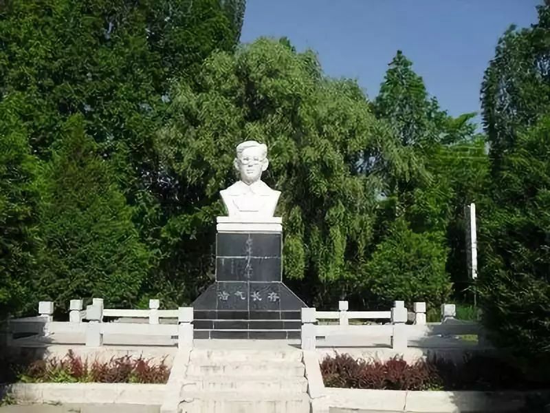 走亲戚·游临夏系列之25 |金秋时节,带你游一番"红色临夏"