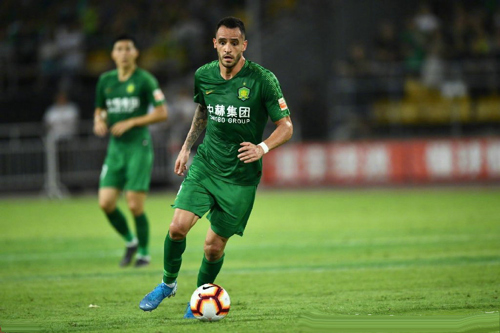 上海上港 vs 武汉卓尔