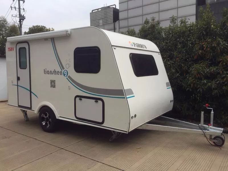 天晟420拖挂房车因为专注所以专业