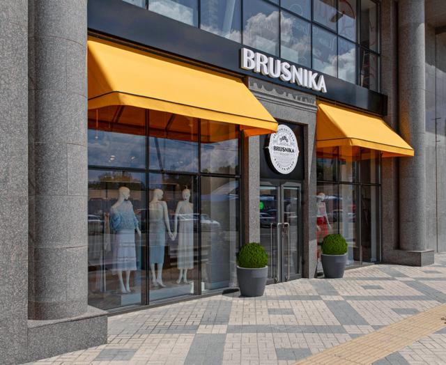 店面设计 | 俄罗斯brusnika服装店设计