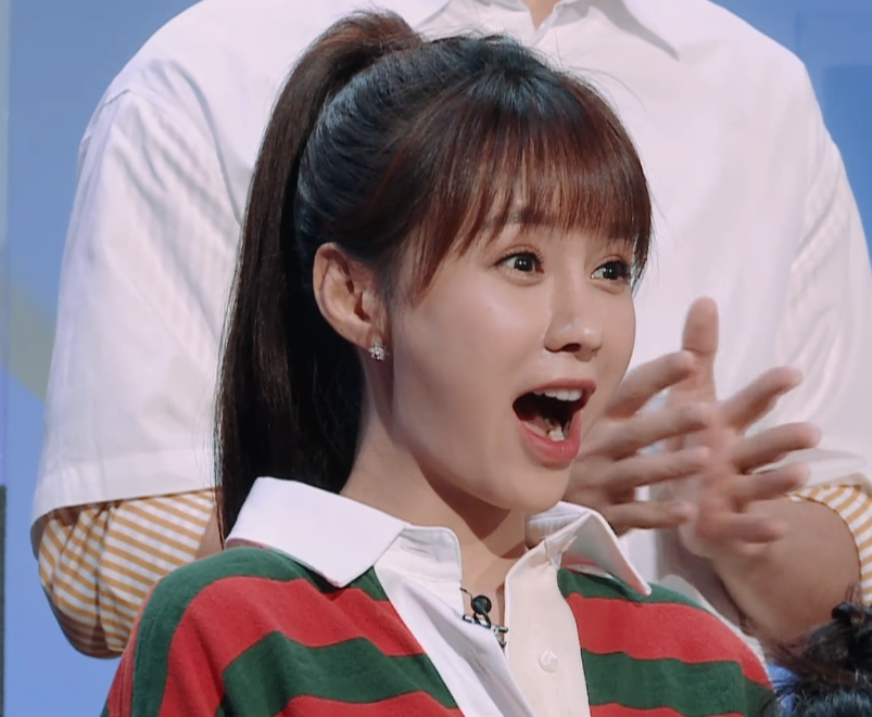 游乐王子袁奇峰刚出场看到沈梦辰的表现太抢镜了