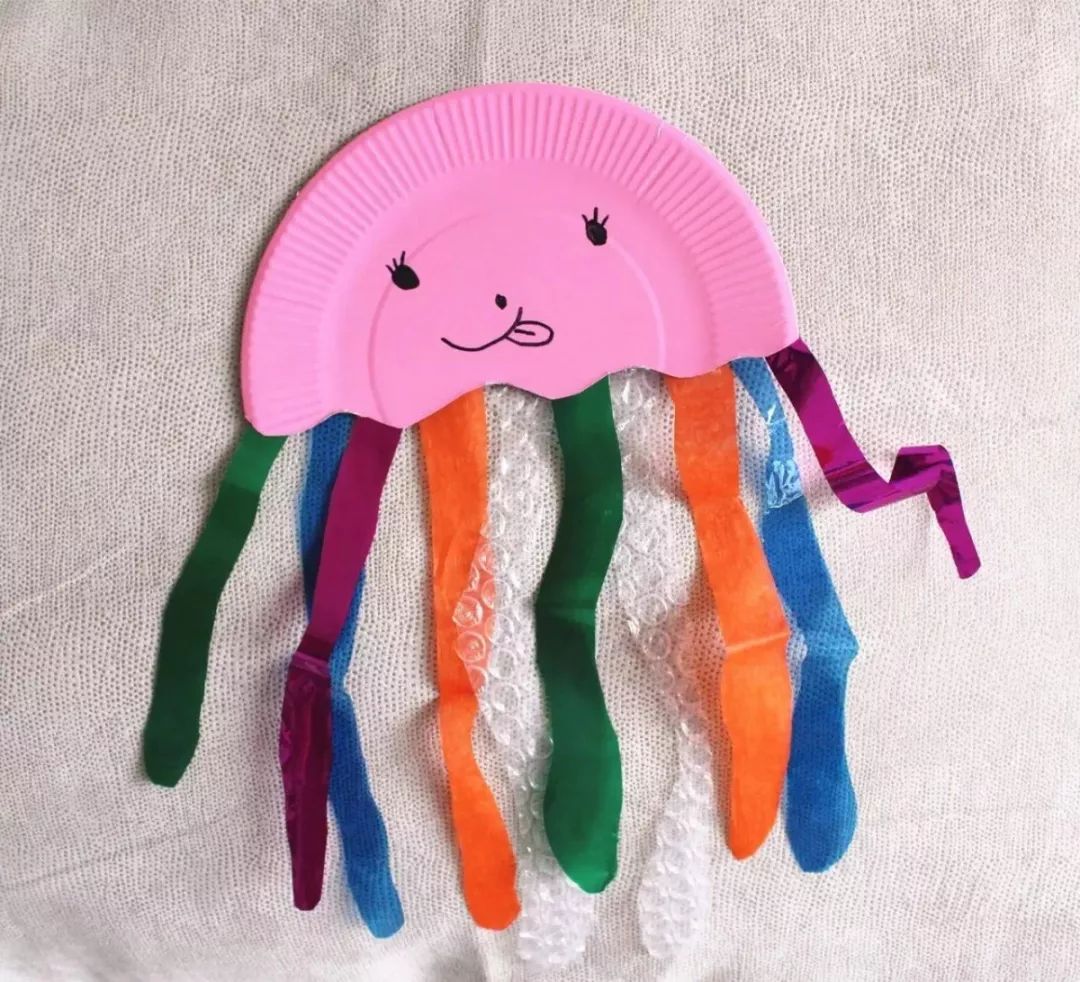 这么多漂亮的水母创意亲子手工了解一下