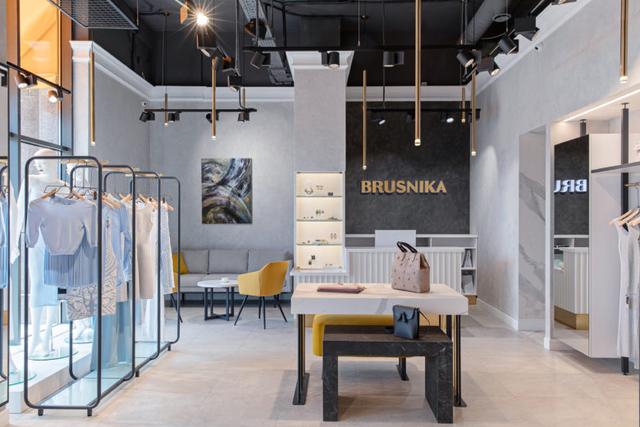 店面设计 | 俄罗斯brusnika服装店设计