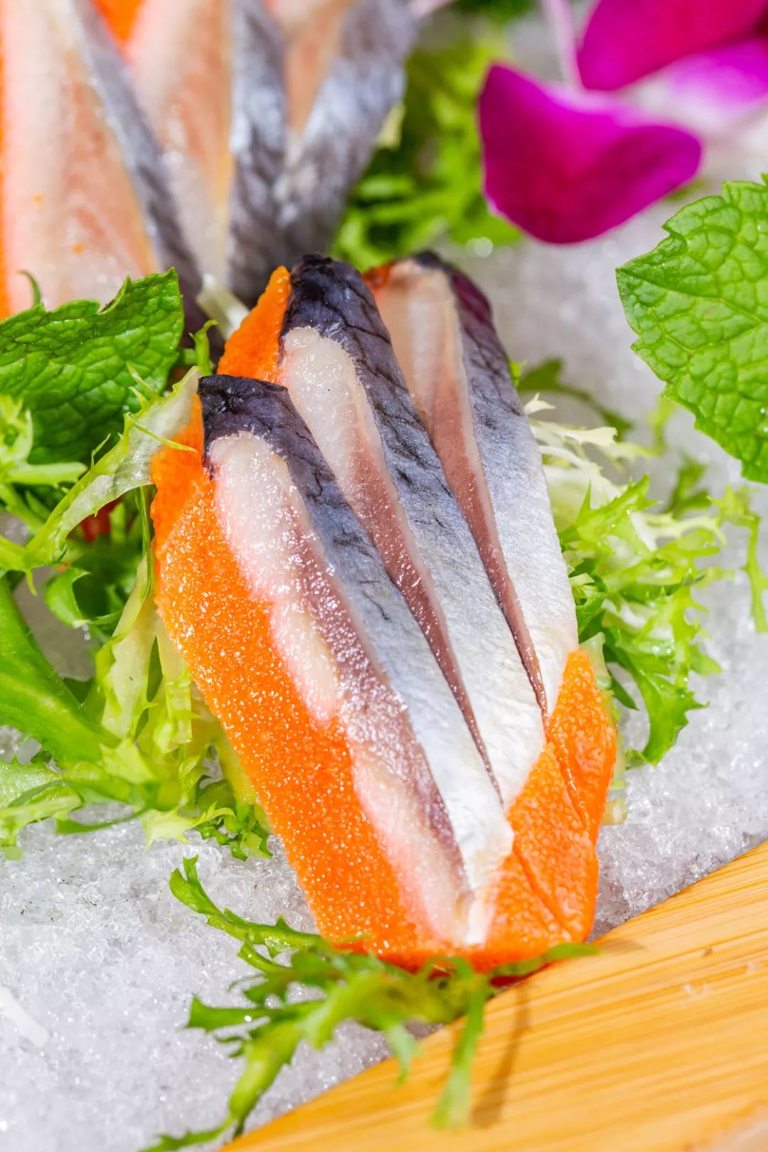 日本进口希鲮鱼既有鱼子卜卜脆爆汁的爽感,又能吃到鱼肉的胶质和鲜甜