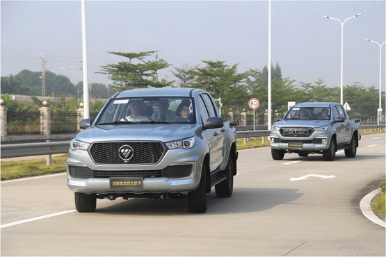 福田汽车领导班子试驾评测全新拓陆者