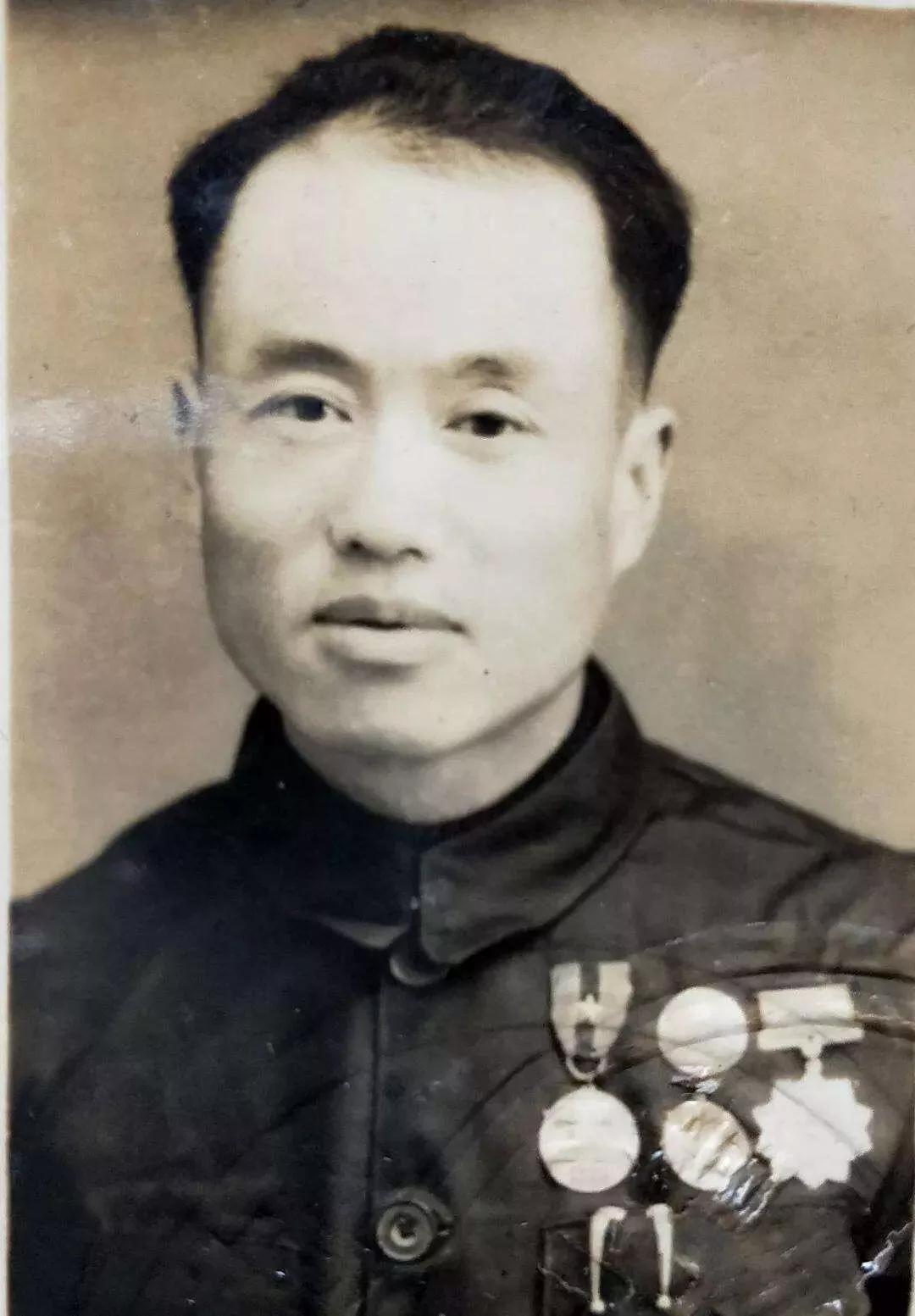 保家卫国 战功赫赫——张富清-搜狐大视野-搜狐新闻