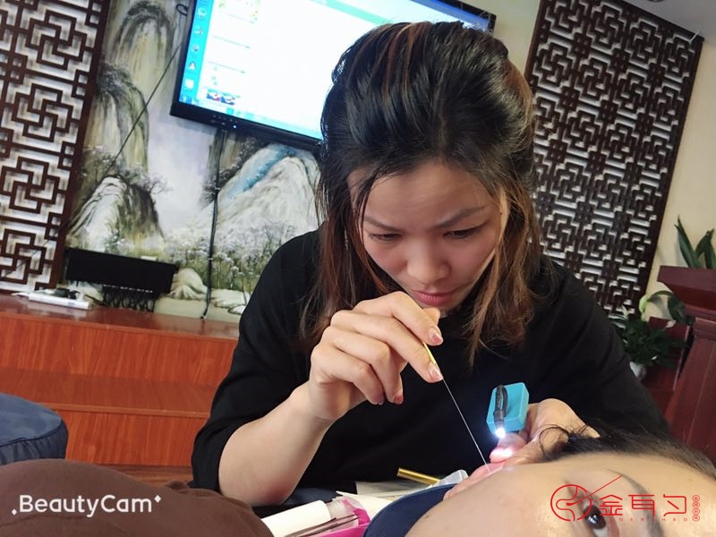 关于金耳勺采耳你有所不知!