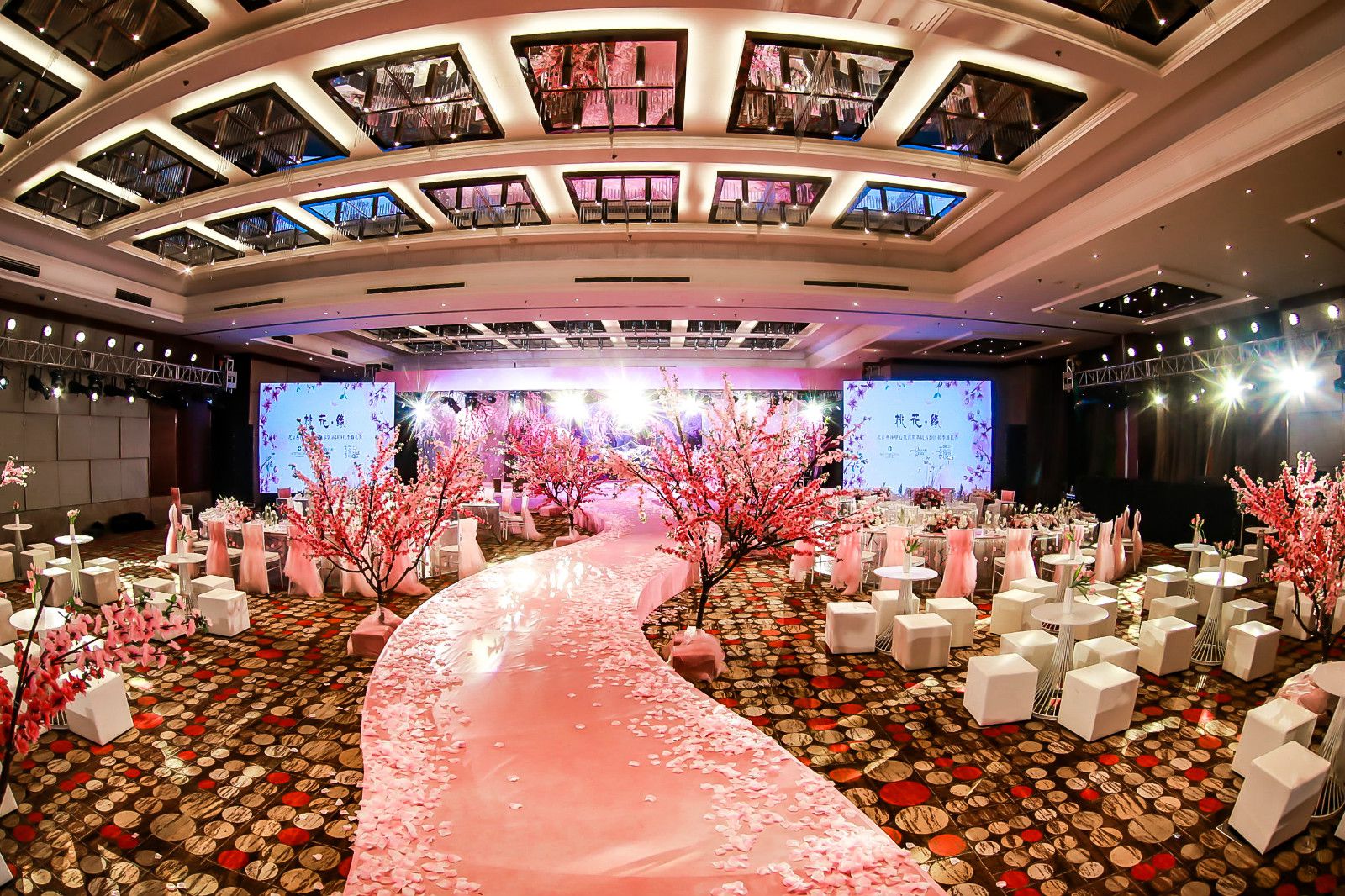 北京燕莎中心凯宾斯基饭店携手dreampark打造婚礼秀
