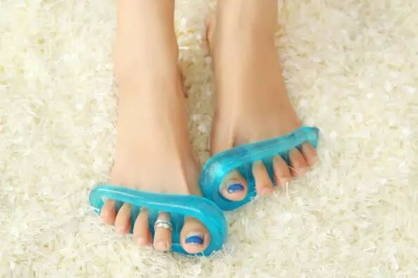 脚趾的张开是非常简单的不是练习,是游戏不是锻炼,是唤醒多跟你的脚趾