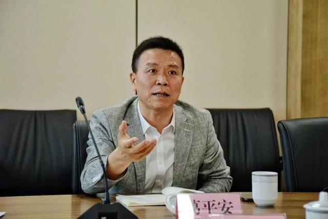 省人社厅副厅长葛平安一行来我市调研