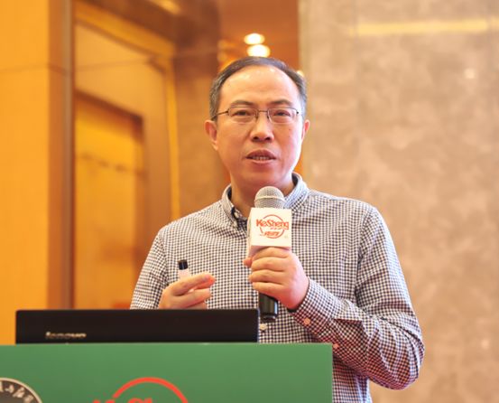 南京农业大学吴益东教授在会议上作报告南京农业大学吴益东教授也在他