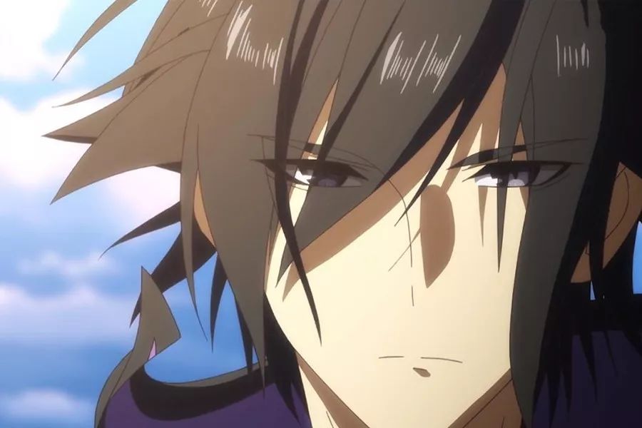 选拔人类勇者来拯救世界),并成功召来了能力极强的男主"龙宫院圣哉"