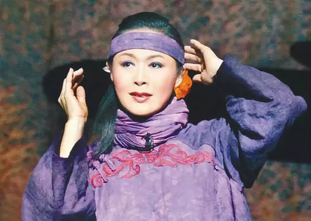 京剧表演艺术家王平秦腔表演艺术家李梅越剧表演艺术家吴凤花淮剧表演