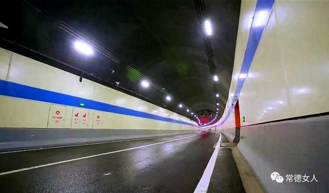 沅江隧道通车了最快5分钟水下过江