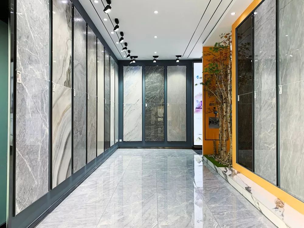 新店风采神韵磁砖成都旗舰店盛装亮相