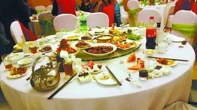 世界粮食日中国餐饮业舌尖上的浪费数据已出脸红