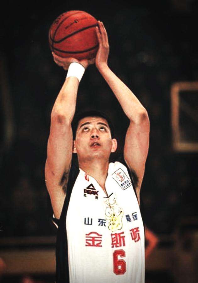一个字形容男篮昔日三大天才!巩晓彬帅,胡卫东爆,孙军的最特别