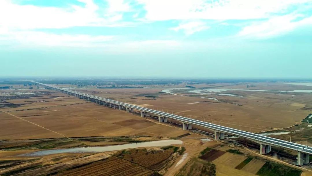 被誉为"黄河第一跨"!_国道