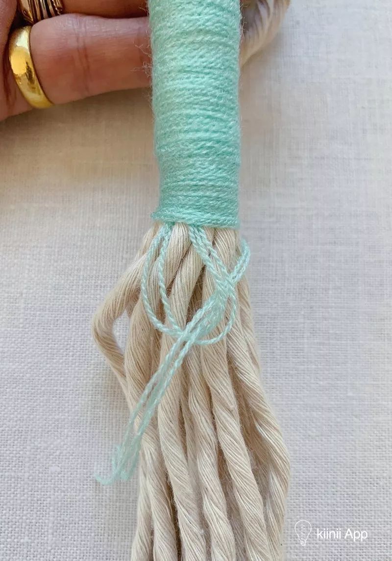 diy彩色缠线结绳墙挂