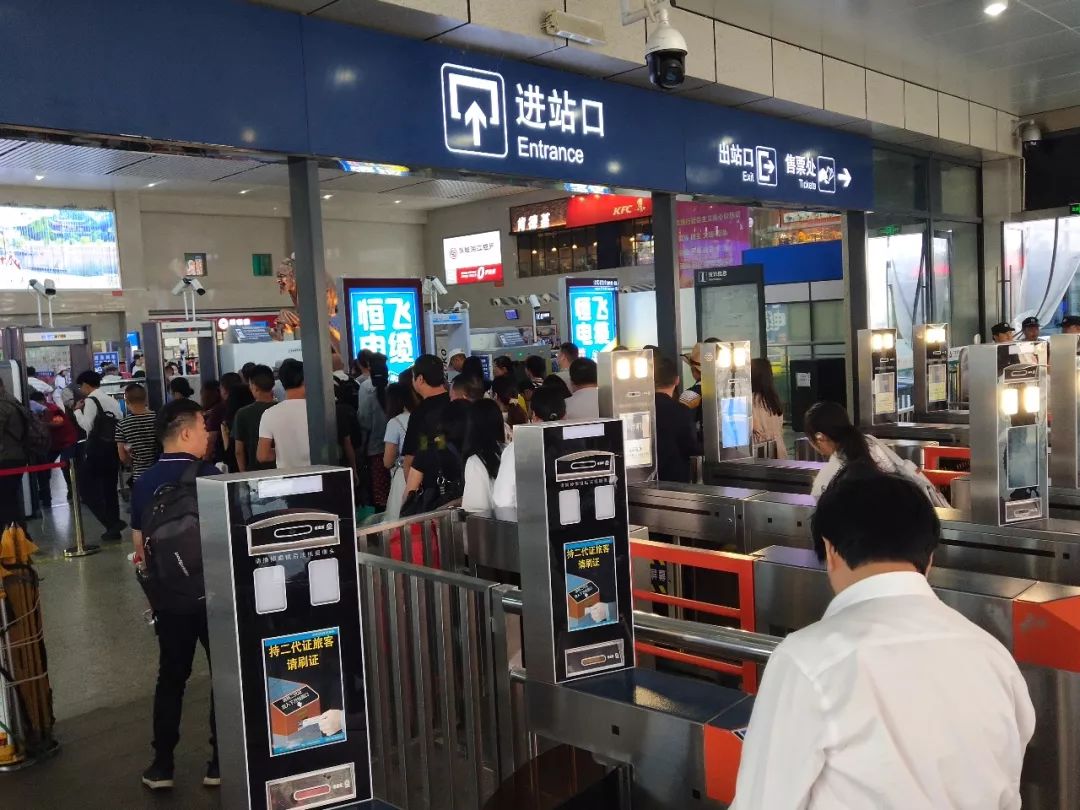 注意啦在怀化高铁南站乘坐这些列车要二次安检