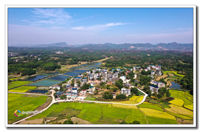 2019年10月16日,航拍江西省上饶市铅山县新滩乡湖塘村田园风光.