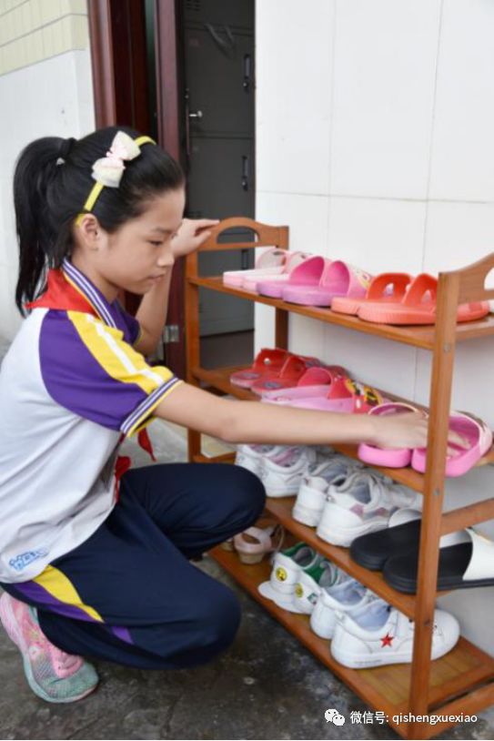 打造舒心环境增进温馨体验启声小学生活部规范管理服务学生