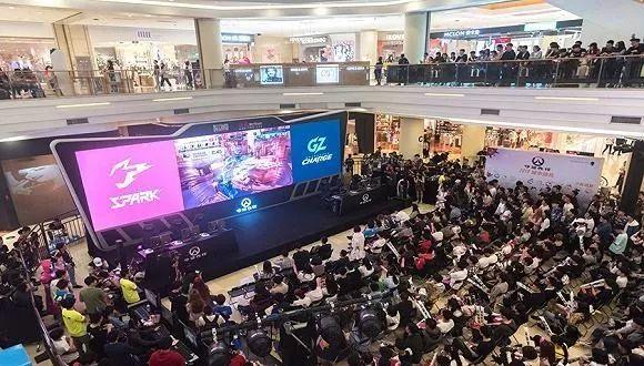 英雄联盟手游引发预约狂潮购物中心与电竞产业如何共同发展