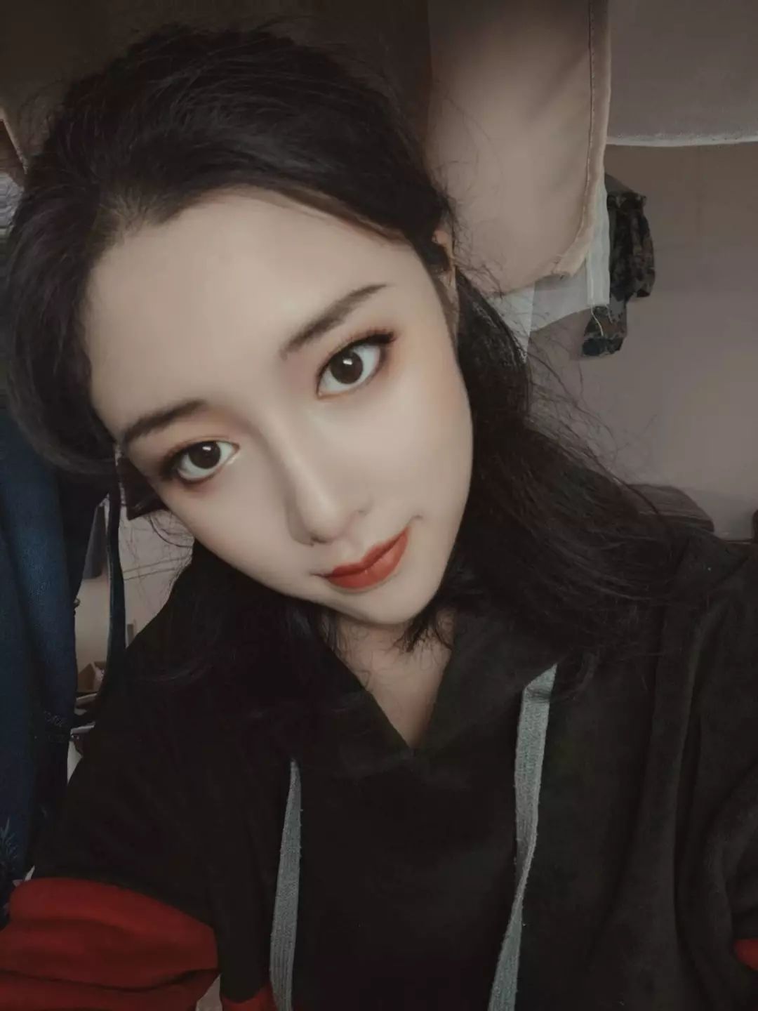 李诗怡金杯共汝饮,白刃不相饶.中文1902于弋洋.于弋洋我爱辩队!