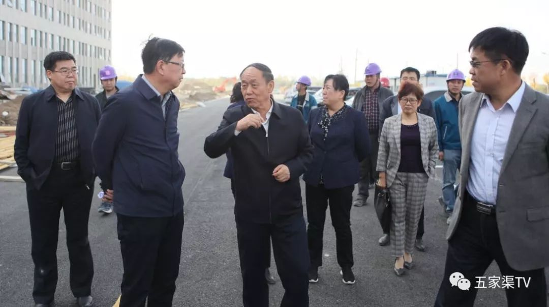 齐新平对师医院搬迁工作提出新要求