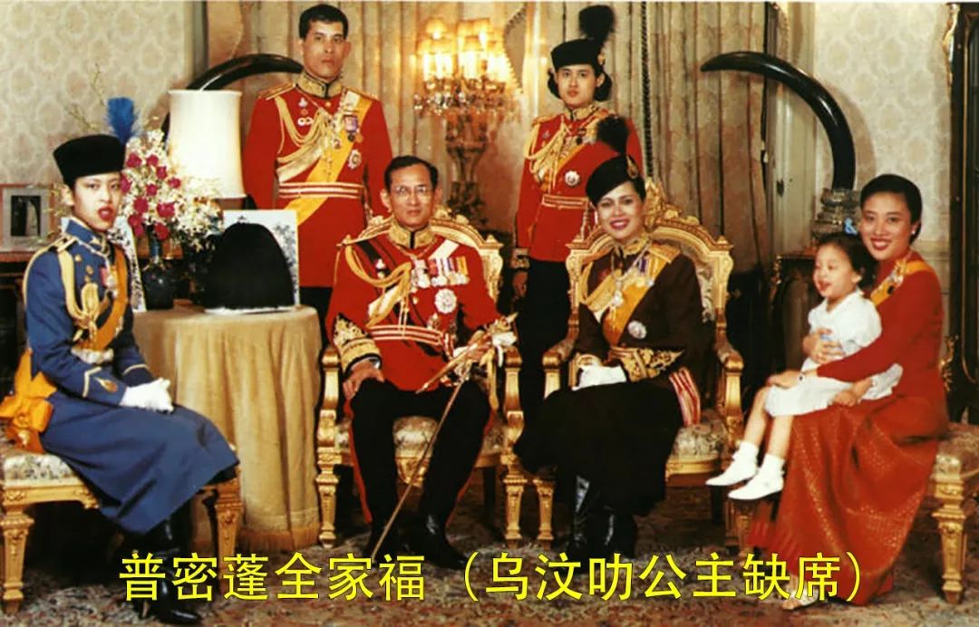 泰国王室阴盛阳衰,只剩下一名男性继承人,玛哈国王难辞其咎!