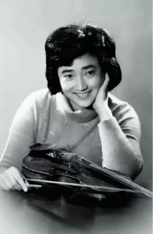 俞丽拿我是世界派