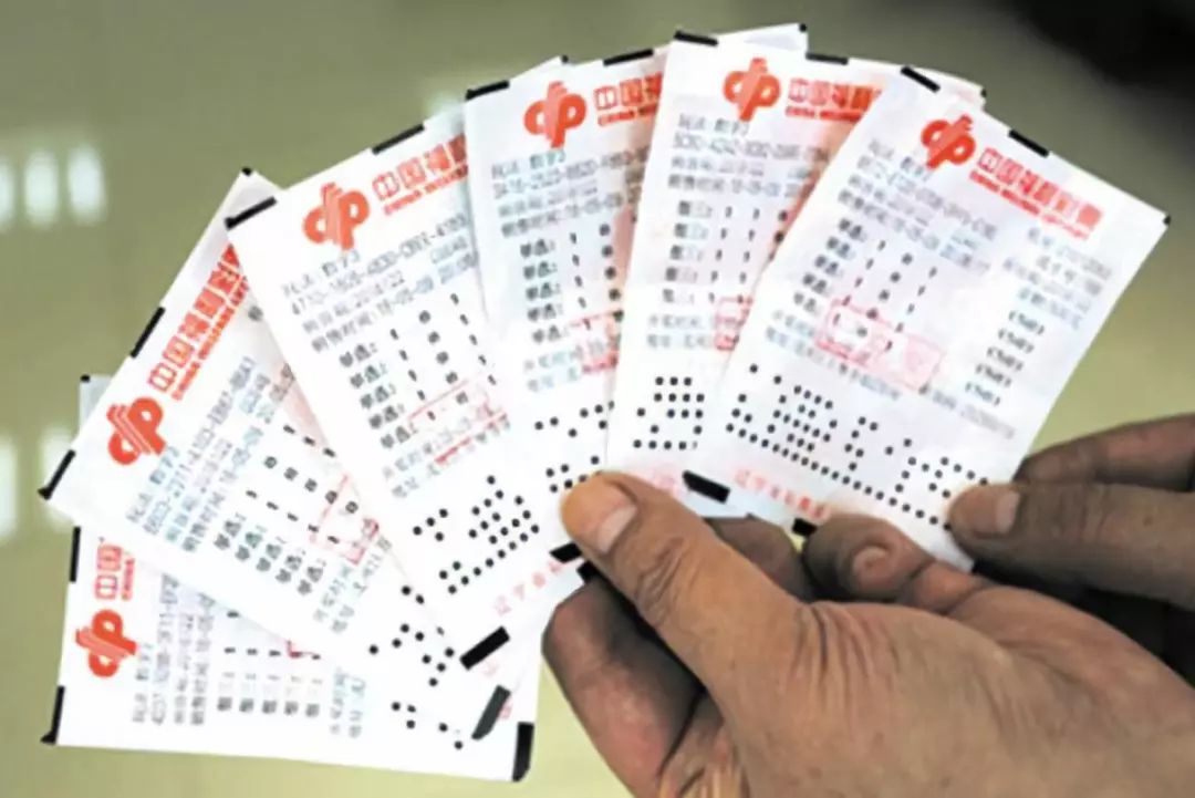 桂林一男子瞒着老婆买彩票中了1316万!又一个土豪诞生