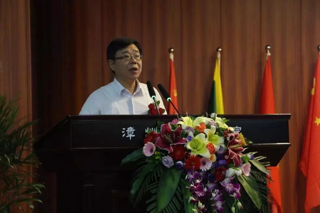 福建省茶业协会会长杨祖基致辞△漳浦县人民政府副县长陈伟红致辞