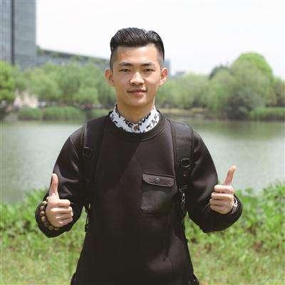 清华学霸日程表上热搜:请告诉孩子,学习没有捷径,唯刻苦与自律_胡一捷
