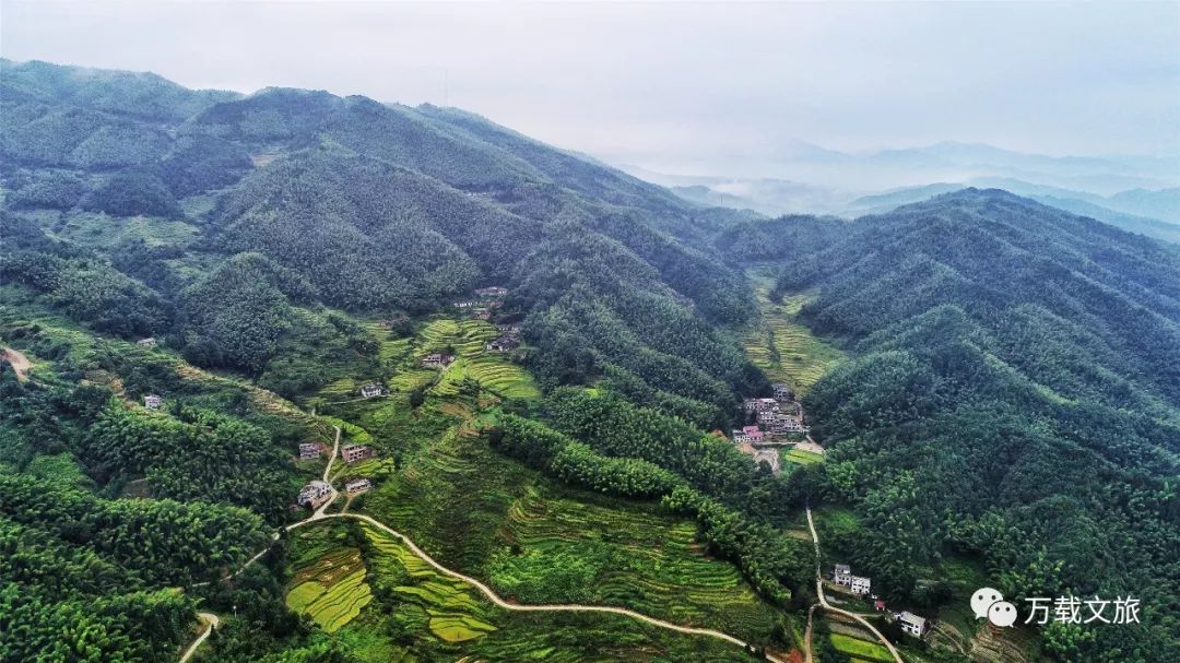 美麗中國鄉約江西萬載除了有美麗的焰火竟然還藏有梯田美景