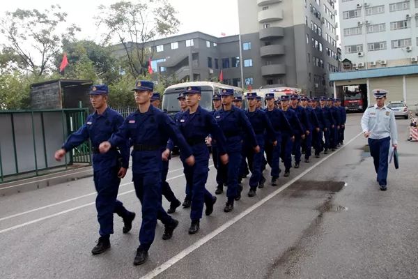 昆明27名新招錄消防員第二階段入職實戰訓練正式拉開序幕