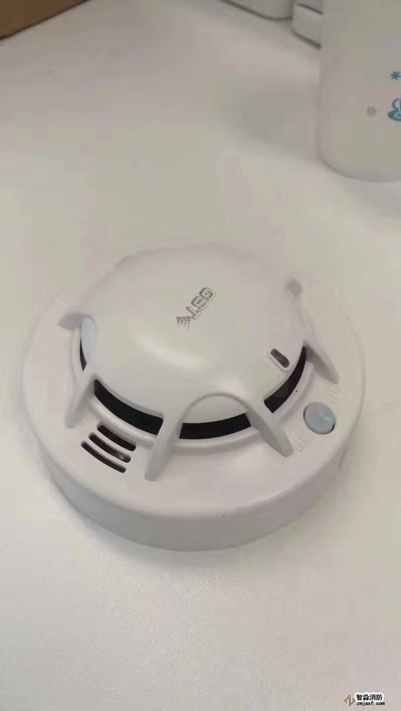 海湾智慧消防物联网nb烟感是国内唯一可提供工信部入网许可证的厂家