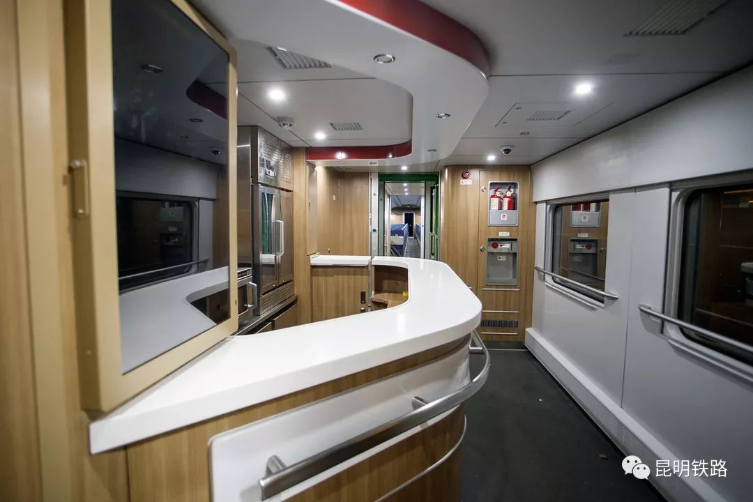 昆明→曲靖最快60分钟,昆明→宣威最快110分钟_列车