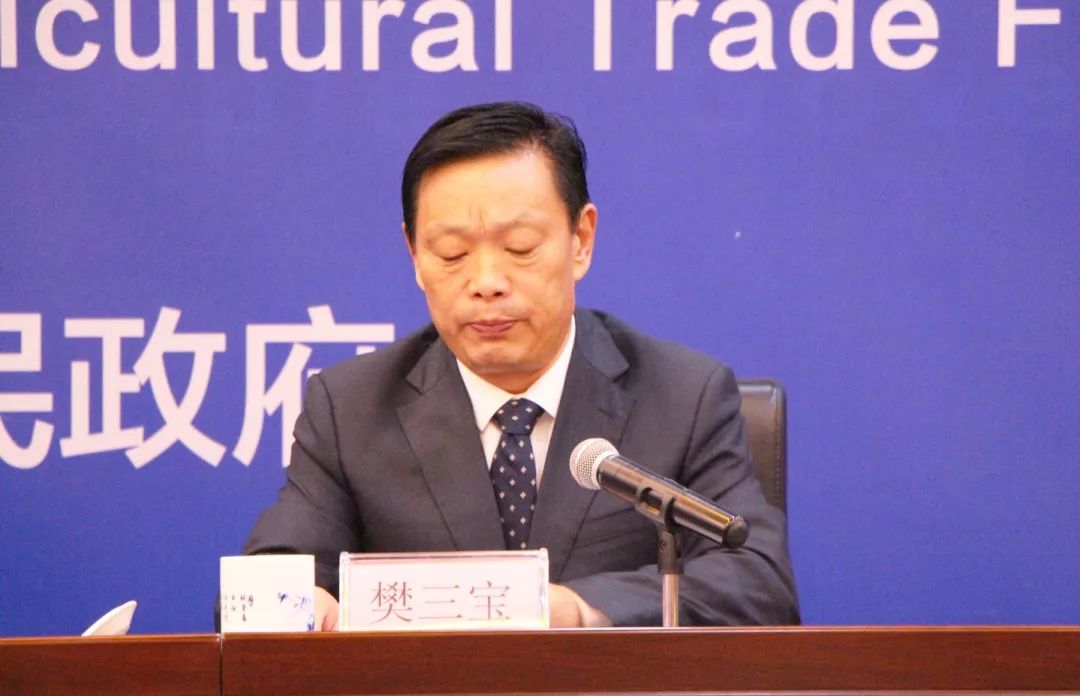 南昌市副市长樊三宝这次全国农交会和全省首届"生态鄱阳湖·绿色农